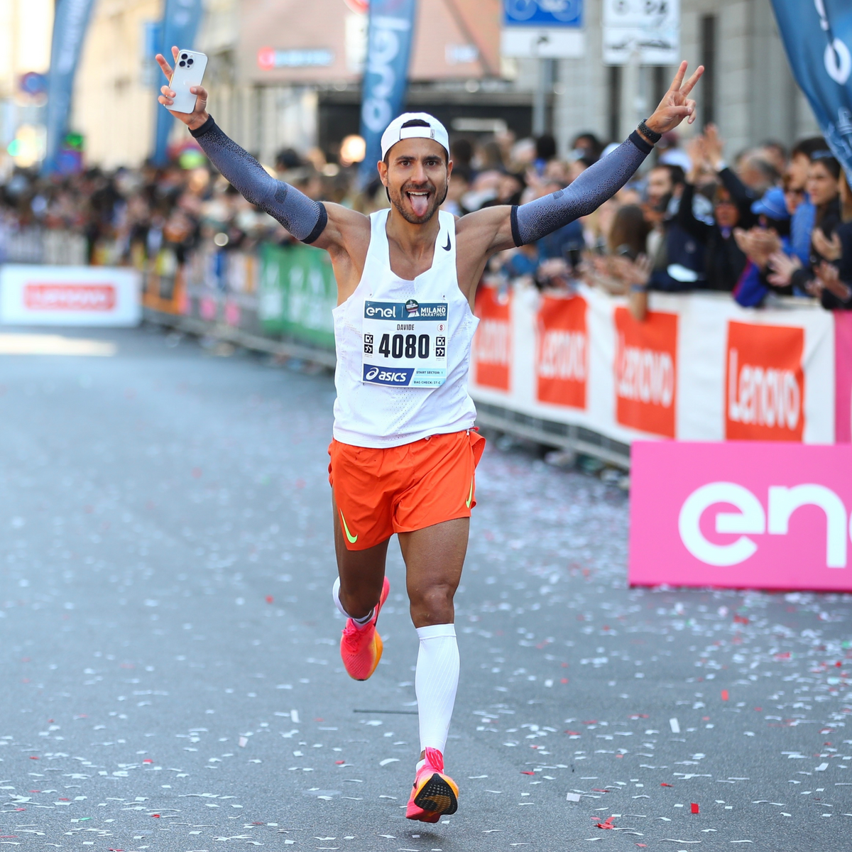 Davide all'arrivo di una maratona